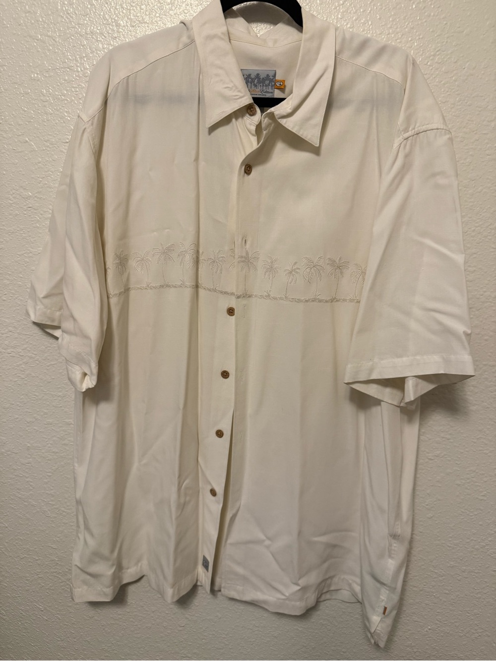 Quiksilver Cream Short-Sleeve Embroidered Palm Button-Up Shirt